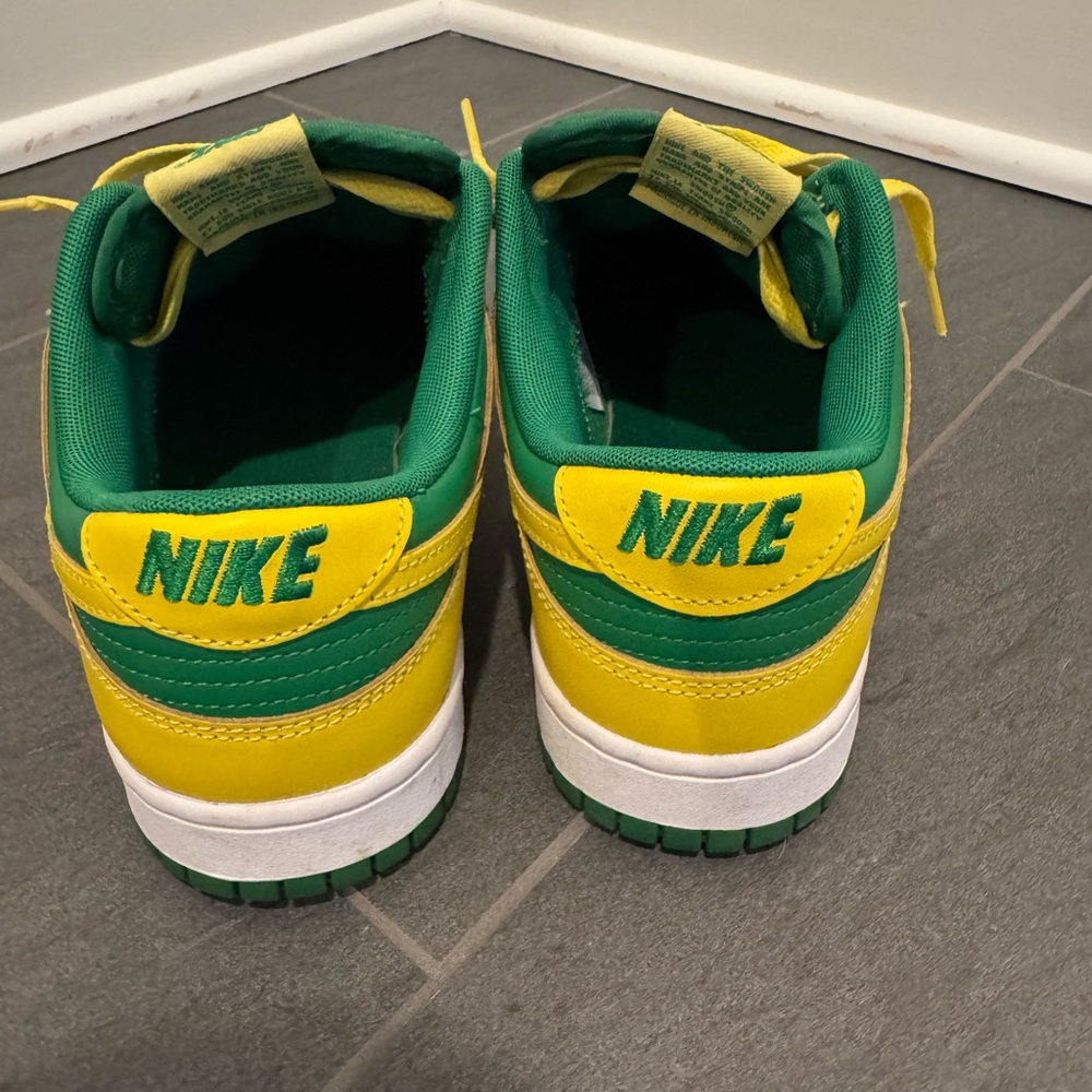 Nike Dunk Low Retro - image 4